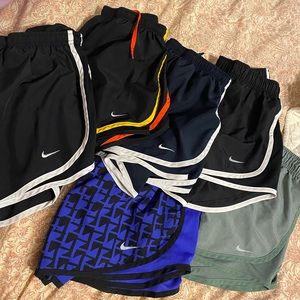 Set of NIKE SHORTS